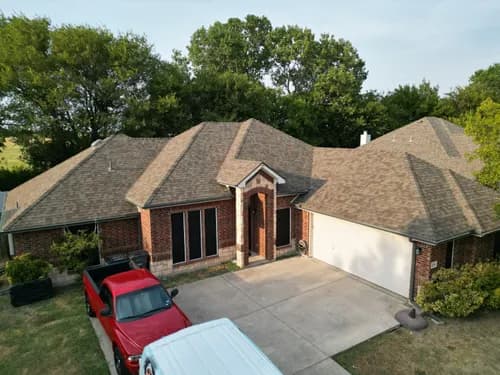 No Limit Roofing LLC - Photo 1