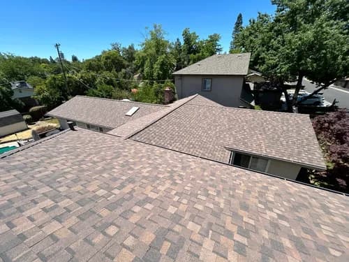 Noah's Roofing - Photo 1