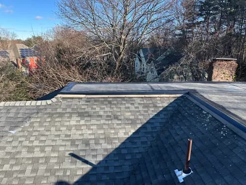 O'LYN Roofing - Photo 2