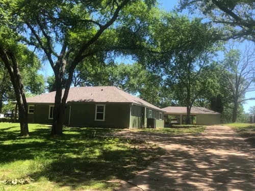 Oak Rose Exteriors - Photo 1