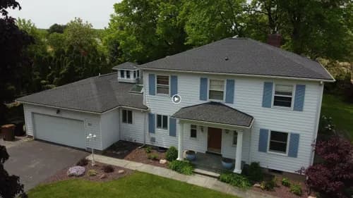 Oaks Roofing & Siding - Photo 3