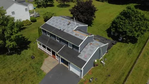 Oaks Roofing & Siding - Photo 5