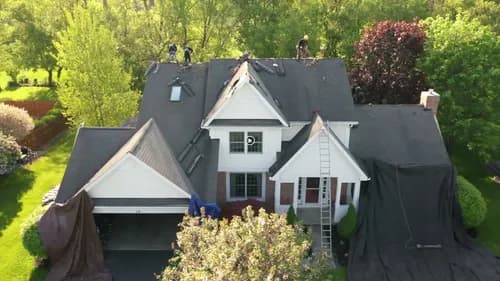 Oaks Roofing & Siding - Photo 4