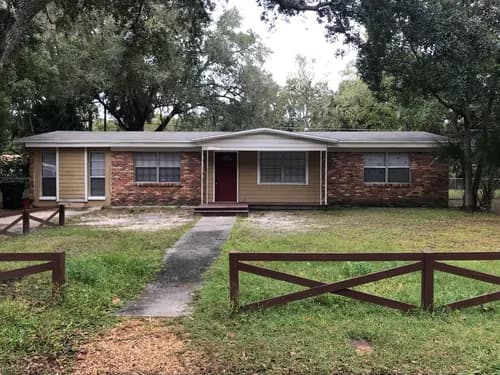 Old McDonald Roofing - Photo 1