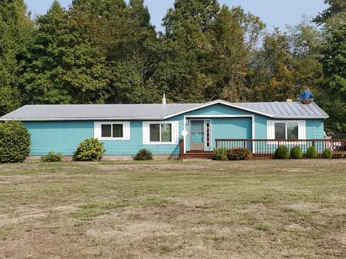 Oregon Metal Roofing and Gutters - Photo 2