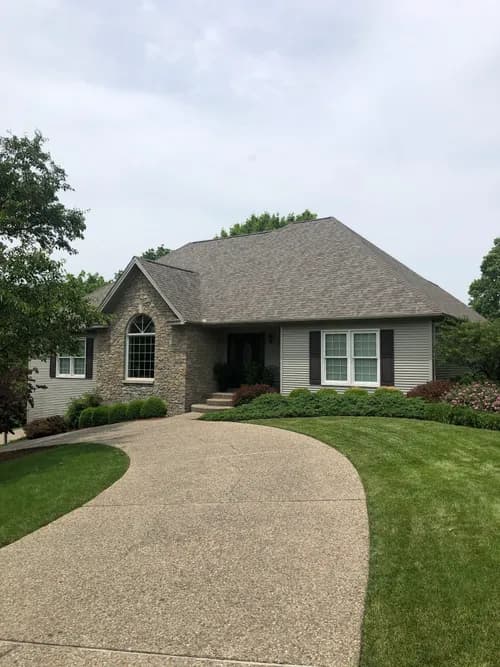 Paramount Roofing - Photo 2