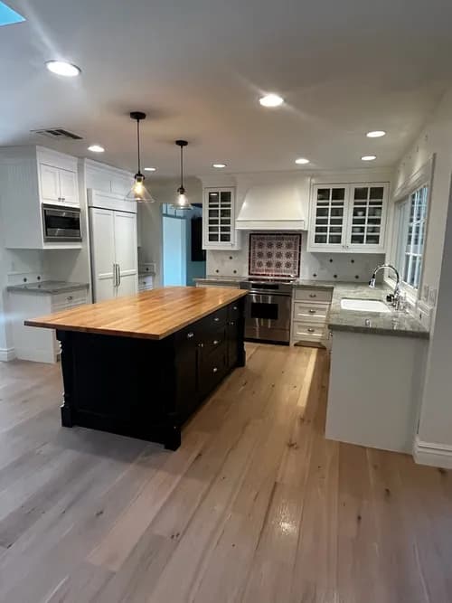 PCC Roofing & Construction, LLC