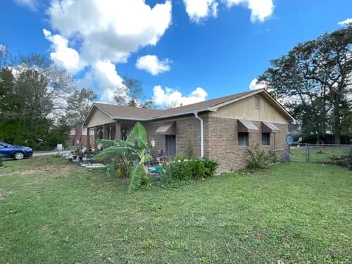 Phillips roofing - Photo 1