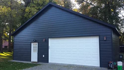 Pierce Lee Roofing & Sheet Metal - Photo 5