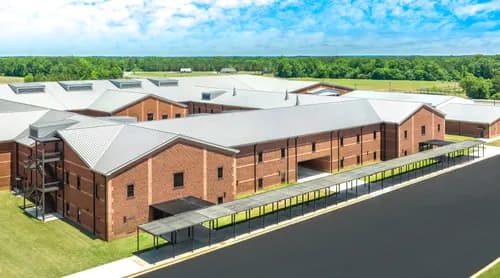 Pittman Waller Roofing Co - Photo 1