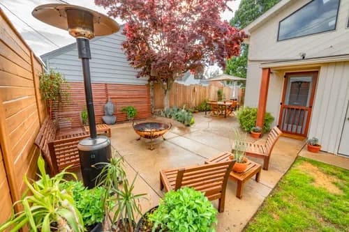 Plunkett's Construction - Photo 2