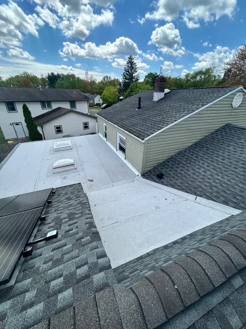 Poulterer Family Roofing - Photo 2