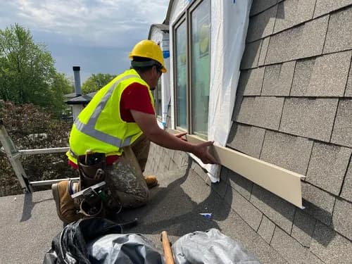 Premier Group - Photo 1