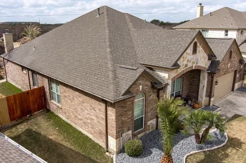 Pro Roofing Repair - Photo 2