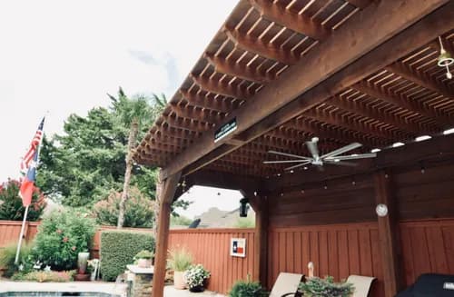 Qualis Roofing & Construction - Photo 1