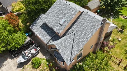 R&H Roofing & Siding - Photo 2