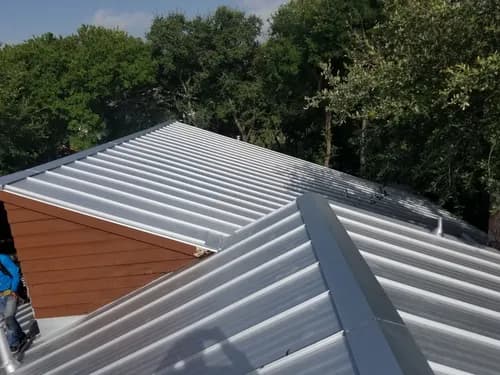 R&L Roofing Specialties - Photo 4