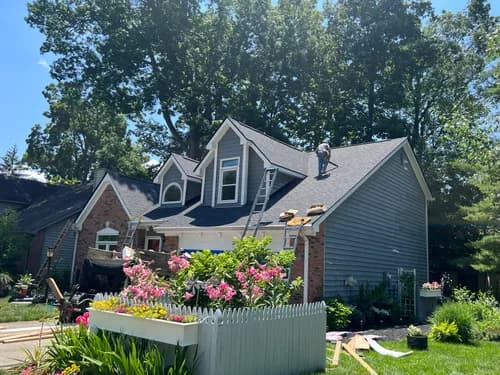 R & R Roofing LLC - Photo 4