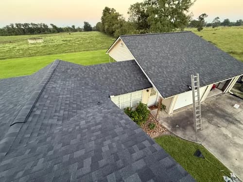Rayburn’s Roofing - Photo 1