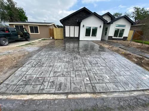 RCJ Roofing & Construction - Photo 4