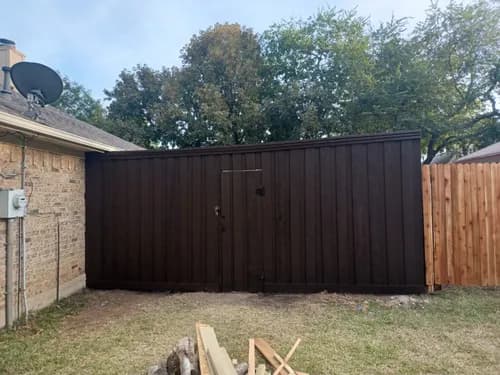 REBOLLOSO ROOFING AND REMODELING - Photo 3