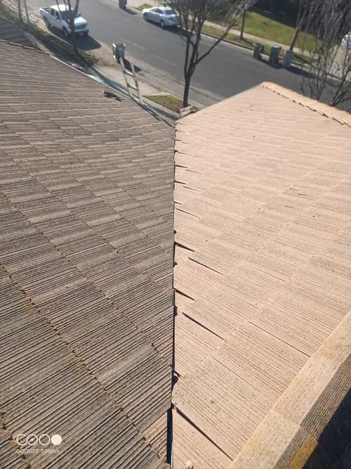 Reliable roof repairs - Photo 1