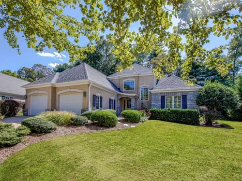 Republic Roofing & Restoration - Photo 1