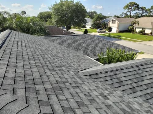 Richards' Roofing Inc - Photo 2