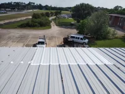 Right Hand Roofing - Photo 3