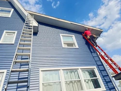 Rise Above The Storm - Photo 2