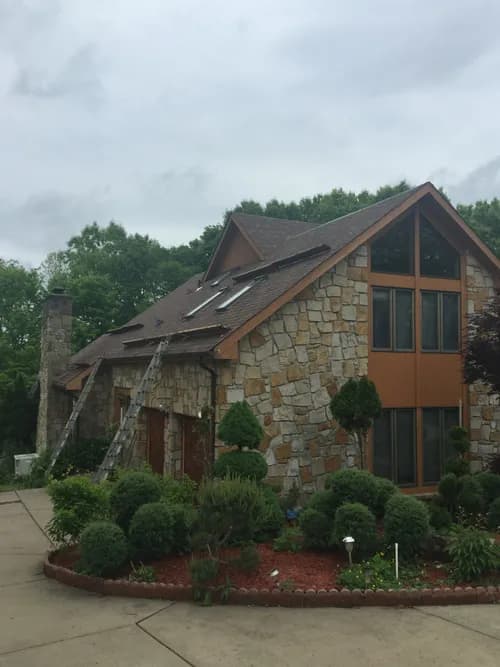 RMR Roofing & Contracting - Photo 4