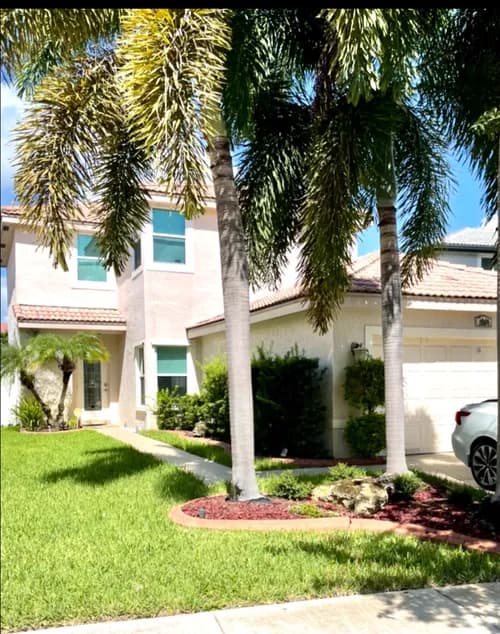 Rocky's Roofing Co Inc - Photo 1