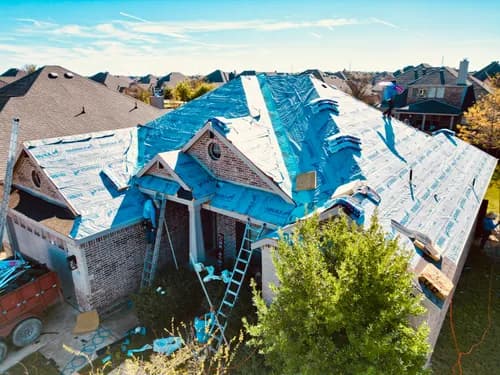 Roger's Master Roofing - Photo 2