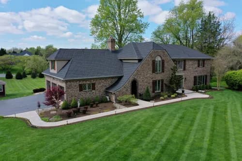 ROI Construction - Photo 1