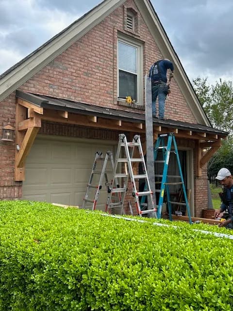 Roof Chase Renovations - Photo 2