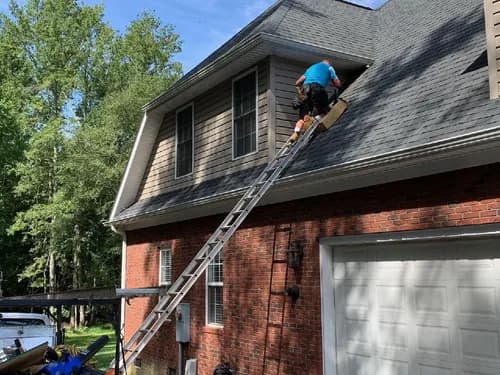 ROOF SOLUTIONS - Photo 2