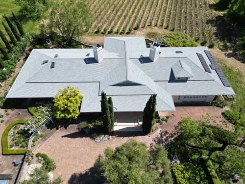 Roofing Craftsmen - Photo 1