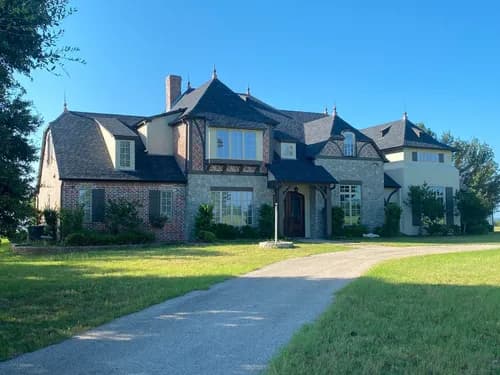 Rowley Roofing & Construction - Photo 1