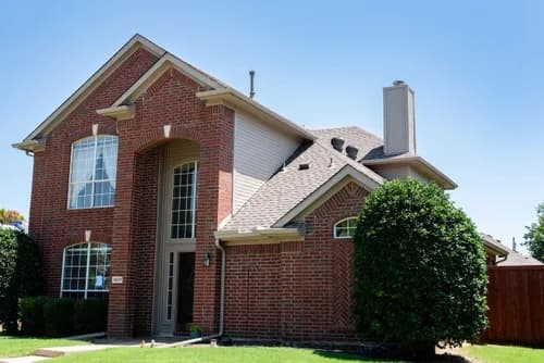 Royal Roofing - Photo 2