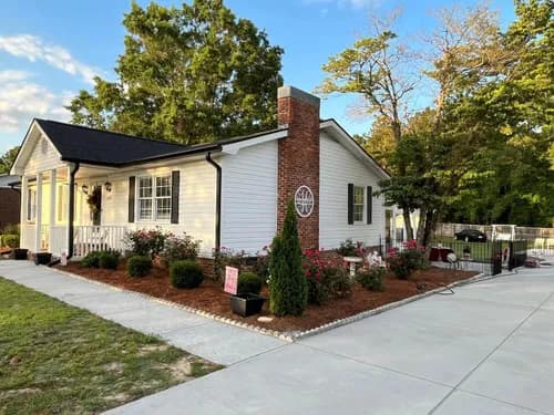 Saltbox Construction - Photo 5