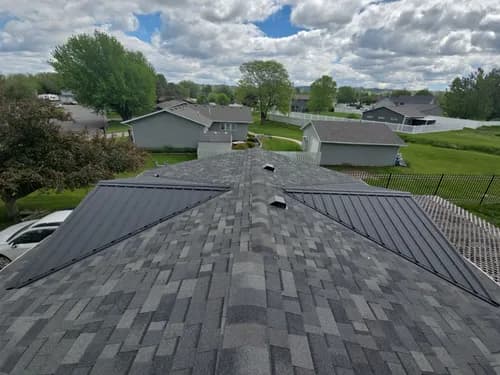 Seal Tight Roofing and Siding - Photo 2