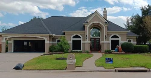 Shamrock Roofing - Photo 5