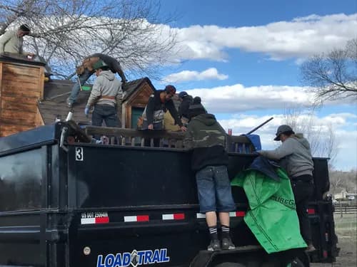 She B Roofing & Exteriors