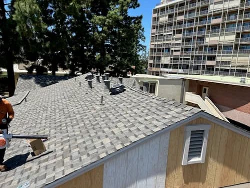 Shelton Roofing Co Inc - Photo 5