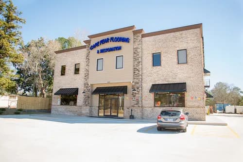 Showcase Restoration - Photo 3