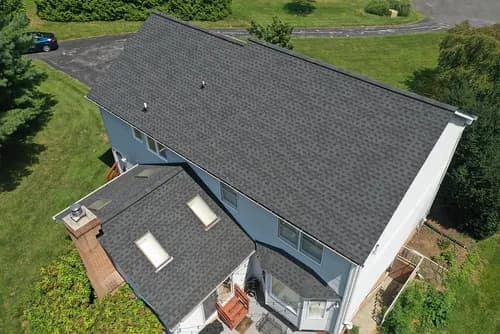 Simi Valley Roofing Crew - Photo 2