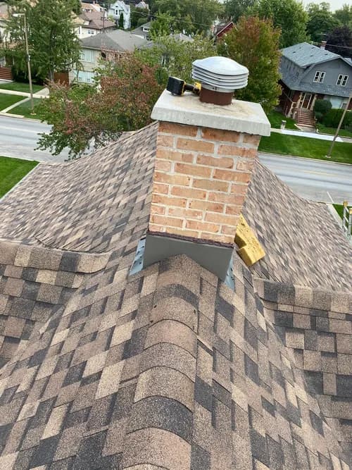 Singles Roofing & Construction Co - Photo 3