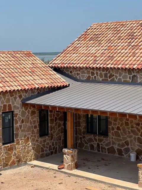 Sitton Roofing Co. - Photo 2