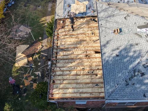 Splendor Roofing and Gutters - Photo 4