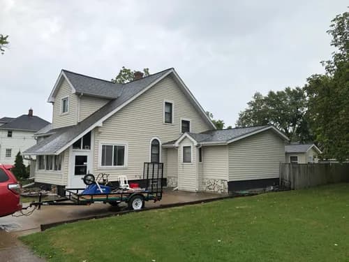 Standard Roofing - Photo 2